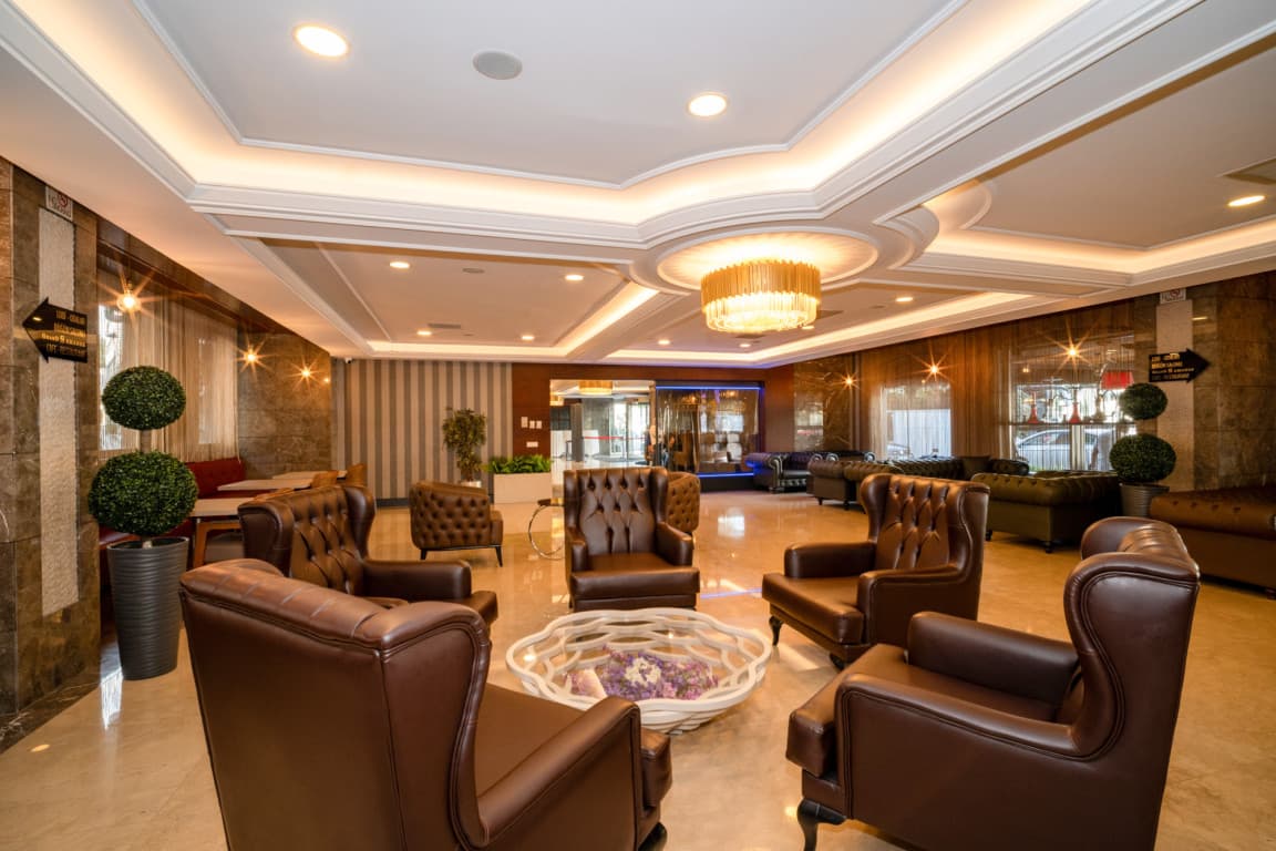 Luxury Accommodation - image 2