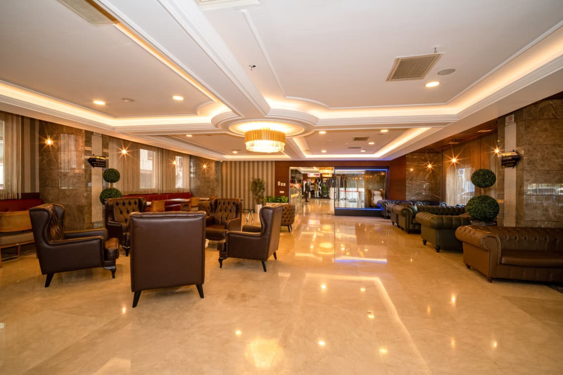 Luxury Accommodation - image 5